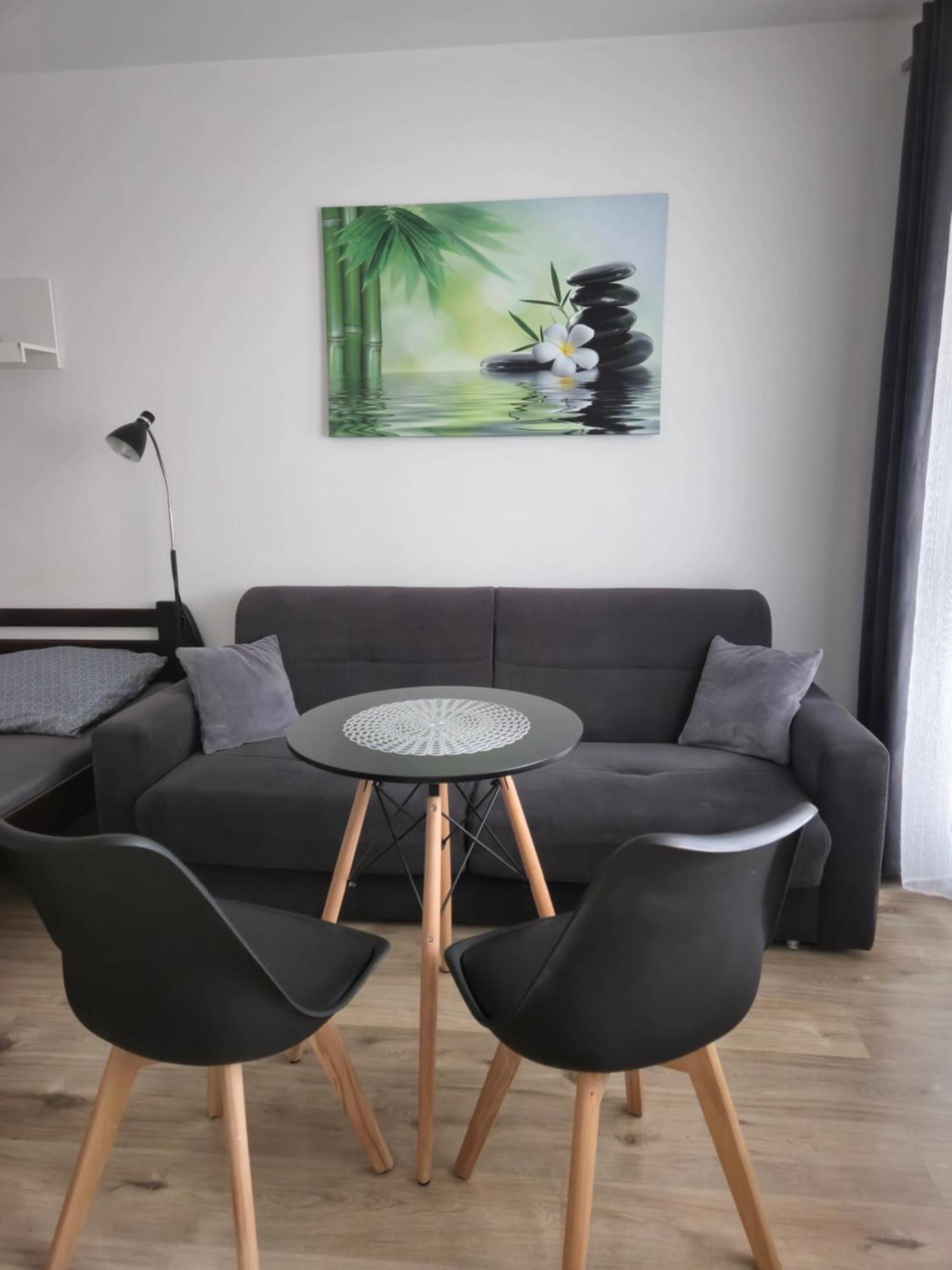 Apartment Klimka With Balcony, Free Wifi And Free Parking Bratislava Exterior foto