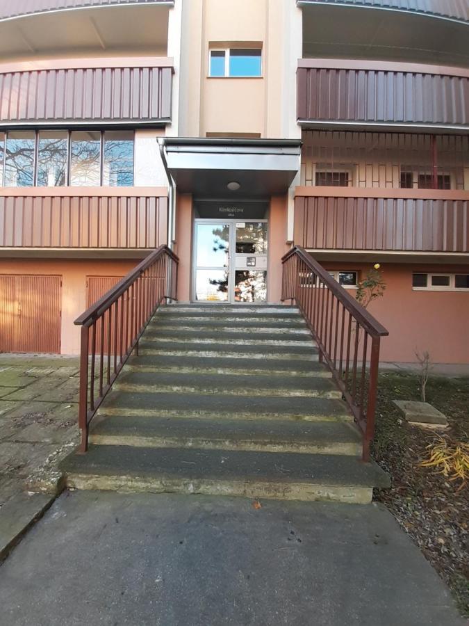 Apartment Klimka With Balcony, Free Wifi And Free Parking Bratislava Exterior foto