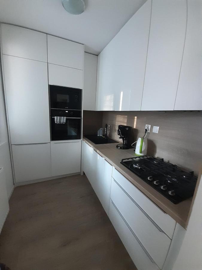 Apartment Klimka With Balcony, Free Wifi And Free Parking Bratislava Exterior foto